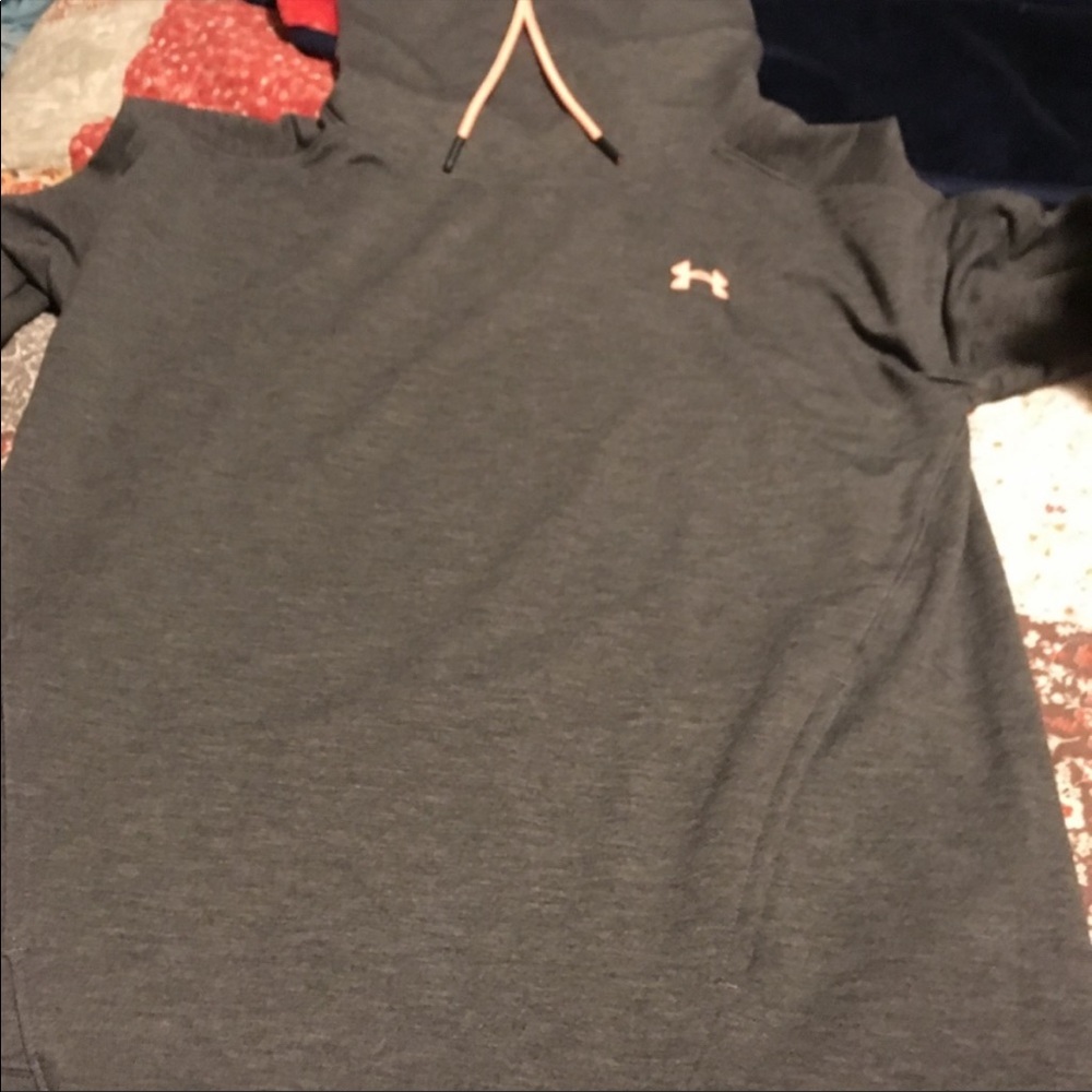 Under armor sweatshirt